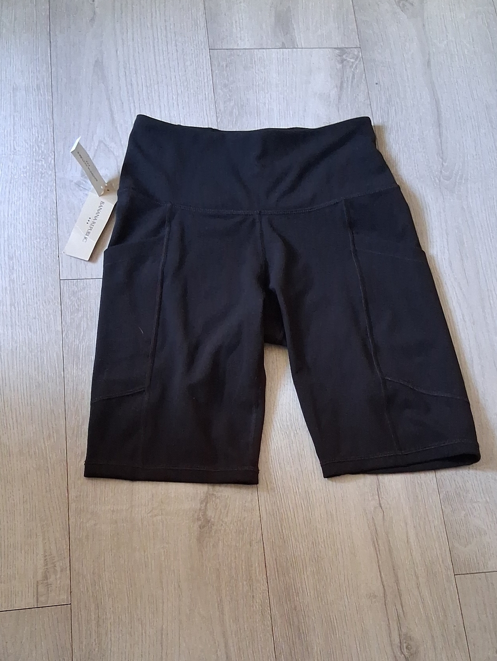 Banana Republic Black High-Rise Bike Shorts with Side Pockets